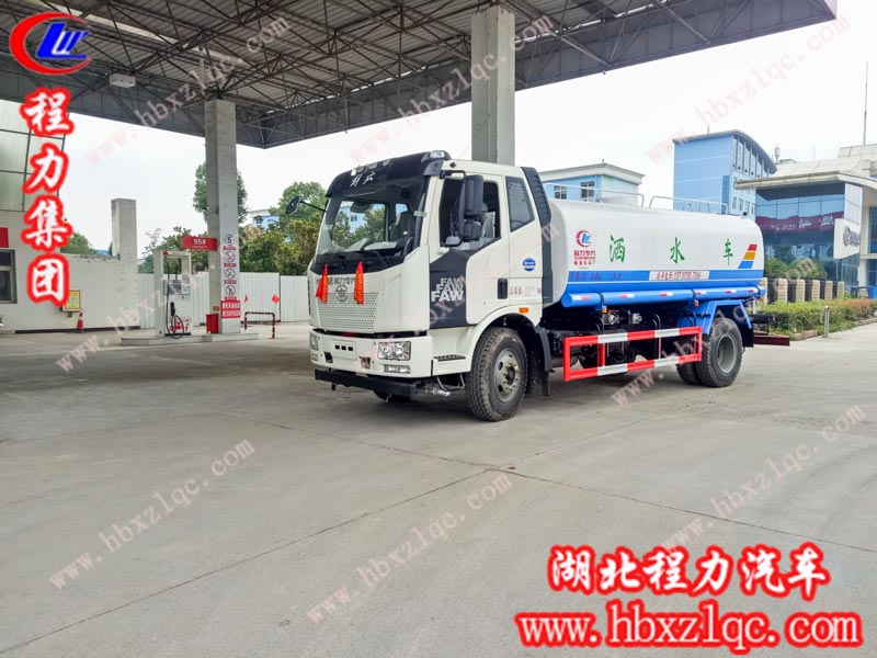 2019/06/27/，胡總在程力集團(tuán)自提一輛14方解放J6灑水車，單號：25199/70129